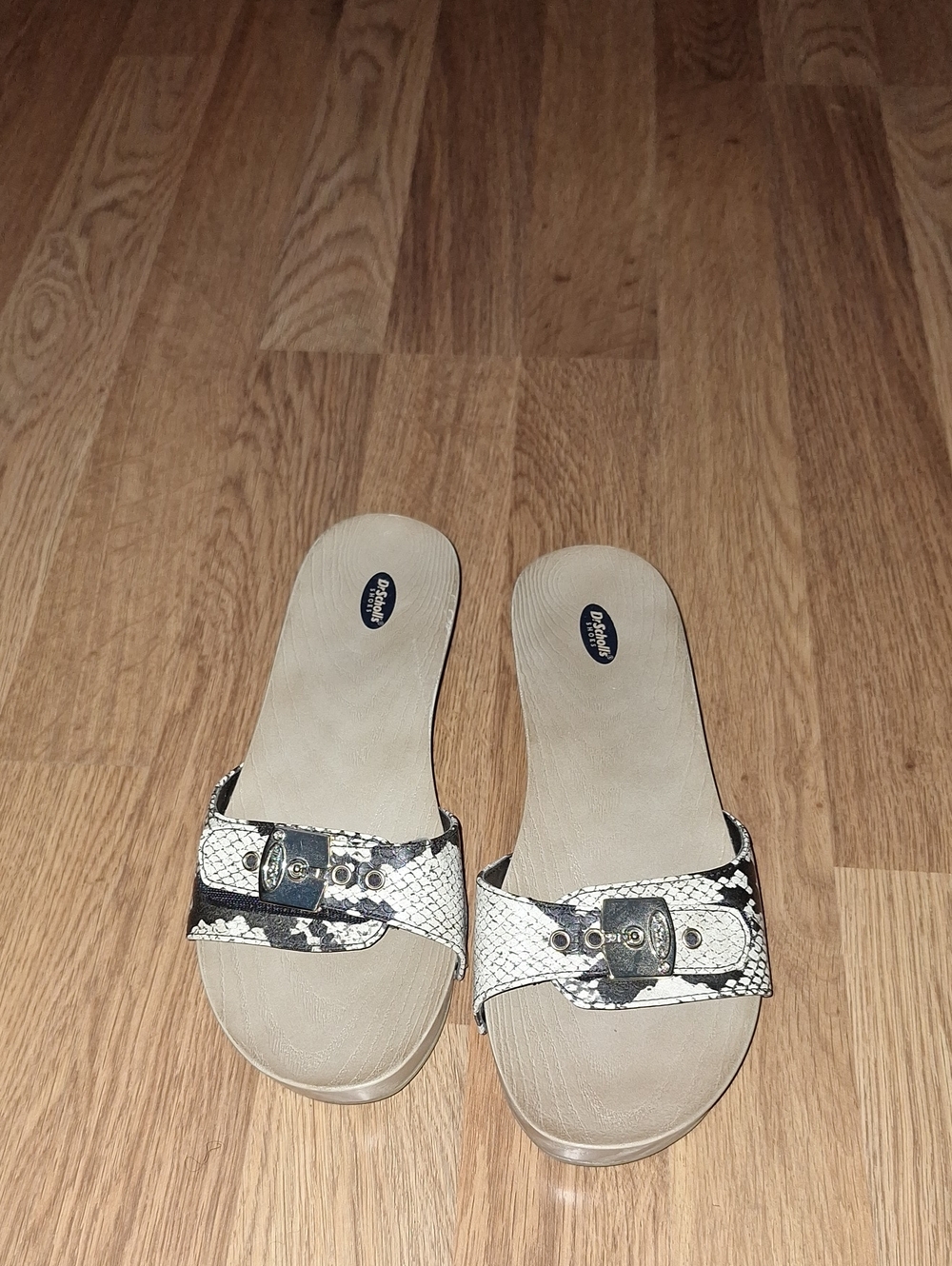 Dr. Scholl's Comfort Slide Sandals in Beige with Black Snakeskin Accent Sz 6
